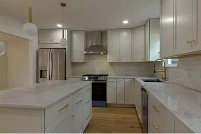 829 E Evergreen Street, Wheaton, IL 60187 - Photo 17