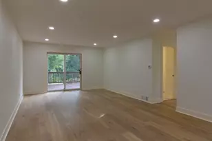829 E Evergreen St, Wheaton, IL 60187 - Photo 21