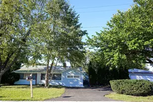 780 Melrose Ave, Aurora, IL 60505 - Photo 1