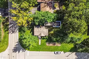 1118 Sycamore St, Lake in the Hills, IL 60156 - Photo 17