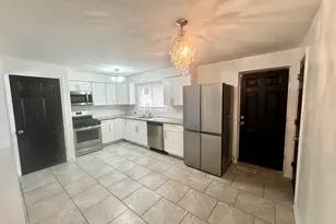 14229 S Saginaw Ave, Burnham, IL 60633 - Photo 9