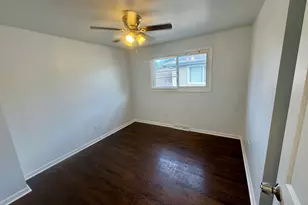 14229 S Saginaw Ave, Burnham, IL 60633 - Photo 13