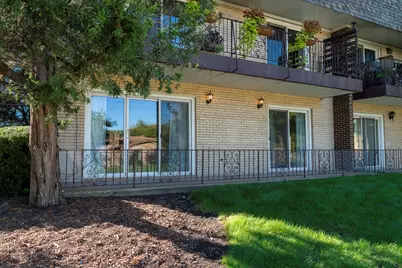 3N550 Crown Road #9, Elmhurst, IL 60126 - Photo 17