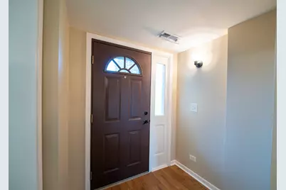 3N550 Crown Road #9, Elmhurst, IL 60126 - Photo 15