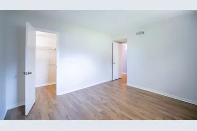 3N550 Crown Road #9, Elmhurst, IL 60126 - Photo 11