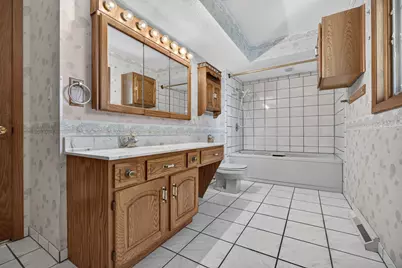 216 E McConaughy Avenue, Rochelle, IL 61068 - Photo 27
