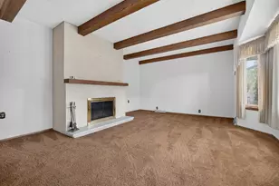 216 E McConaughy Ave, Rochelle, IL 61068 - Photo 11