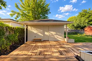 3814 W Sherwin Ave, Lincolnwood, IL 60712 - Photo 23
