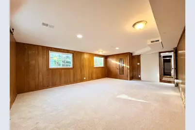 3814 W Sherwin Avenue, Lincolnwood, IL 60712 - Photo 15
