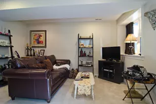2335 W Iowa St, Chicago, IL 60622 - Photo 3