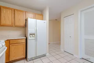 1002 Kensington Dr, Northbrook, IL 60062 - Photo 17