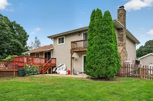 29W055 Schillinger Dr, Naperville, IL 60564 - Photo 37