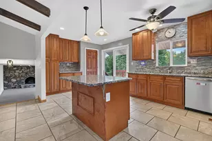 29W055 Schillinger Dr, Naperville, IL 60564 - Photo 21