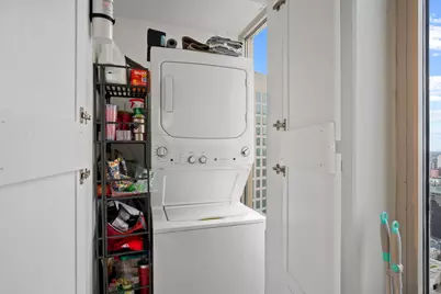111 E Chestnut Street #46A, Chicago, IL 60611 - Photo 21