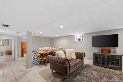 9120 S Clifton Park Avenue, Evergreen Park, IL 60805 - Photo 15