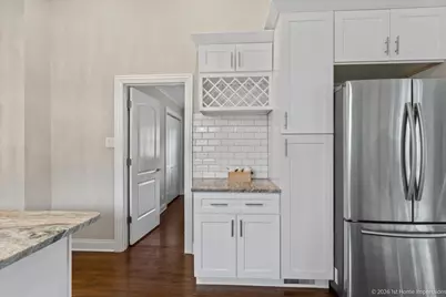 9120 S Clifton Park Avenue, Evergreen Park, IL 60805 - Photo 7