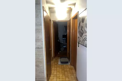 720 N Austin Boulevard #2SW, Oak Park, IL 60302 - Photo 5