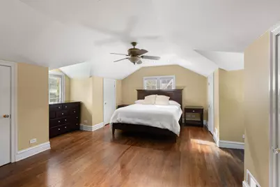 6836 N Kenton Avenue, Lincolnwood, IL 60712 - Photo 11