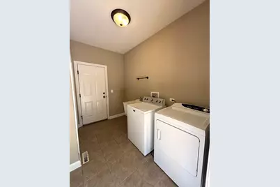 3601 Wetlands Drive, Elgin, IL 60124 - Photo 17