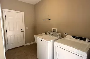 3601 Wetlands Dr, Elgin, IL 60124 - Photo 17