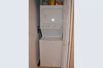 918 W Belmont Avenue #405, Chicago, IL 60657 - Photo 13