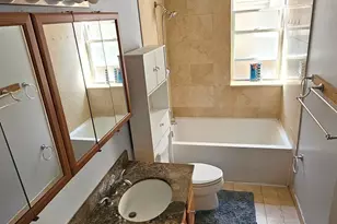 7363 N Damen Ave, Chicago, IL 60645 - Photo 17