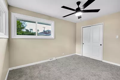 937 Pamela Drive, Bensenville, IL 60106 - Photo 15