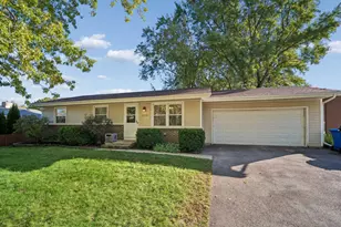 889 Kane St, South Elgin, IL 60177 - Photo 1
