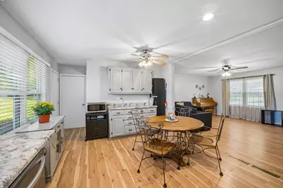 889 Kane Street, South Elgin, IL 60177 - Photo 7