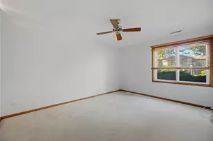 1130 E Randville Dr, Palatine, IL 60074 - Photo 17