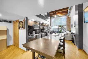 2614 N Clybourn Ave, Chicago, IL 60614 - Photo 11