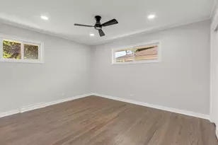 265 Terry Ln, Villa Park, IL 60181 - Photo 19
