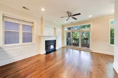 2842 N Racine Avenue #2, Chicago, IL 60657 - Photo 5