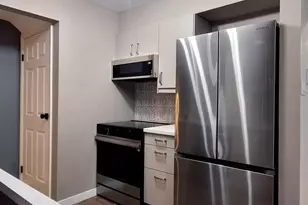 18W085 14th St, Villa Park, IL 60181 - Photo 3