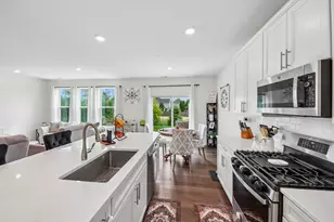 2629 Martini St, Mundelein, IL 60060 - Photo 9