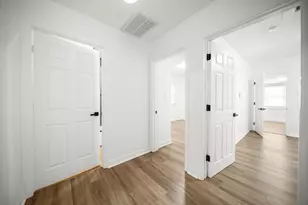 639 N Leamington Ave, Chicago, IL 60644 - Photo 25