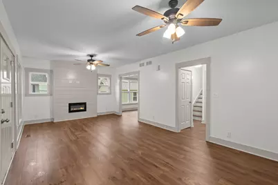 155 E Miller Avenue, Hinckley, IL 60520 - Photo 7