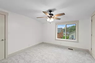 155 E Miller Ave, Hinckley, IL 60520 - Photo 23