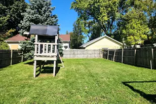 903 E Liberty St, Wauconda, IL 60084 - Photo 21