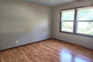 903 E Liberty St, Wauconda, IL 60084 - Photo 7