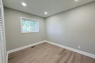 197 Hadleigh Rd, Bolingbrook, IL 60440 - Photo 11