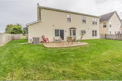 320 E Fox Hill Drive, Buffalo Grove, IL 60089 - Photo 25