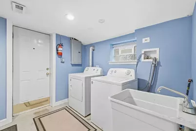 1235 N Harding Avenue, Chicago, IL 60651 - Photo 29