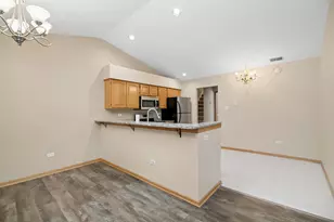 703 Feldner Ct, Palos Heights, IL 60463 - Photo 11