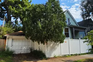 6821 N Ravenswood Ave, Chicago, IL 60626 - Photo 3