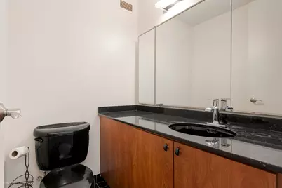 360 E Randolph Street #2203, Chicago, IL 60601 - Photo 33