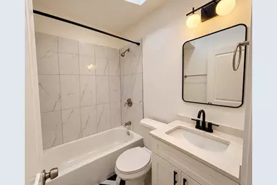 1344 W Ohio Street #1F, Chicago, IL 60642 - Photo 7