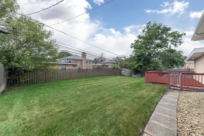 913 E 166th Street, South Holland, IL 60473 - Photo 15