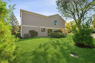 1302 Pimlico Parkway #-, Libertyville, IL 60048 - Photo 19