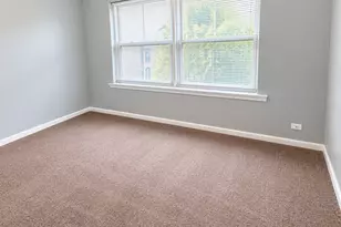8012 S Essex Ave, Chicago, IL 60617 - Photo 7